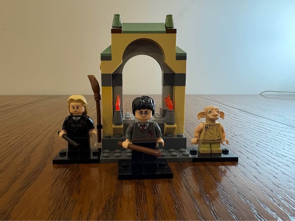 LEGO Harry Potter 4766 Graveyard Duel (2005) + Extras - photo 2