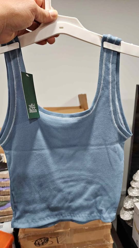 WILD FABLE GIRL TANK TOP SIZE SMALL BLUE