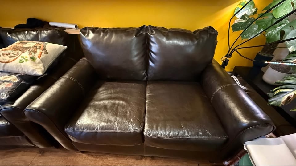 Brown Leather Love Seat - photo 2