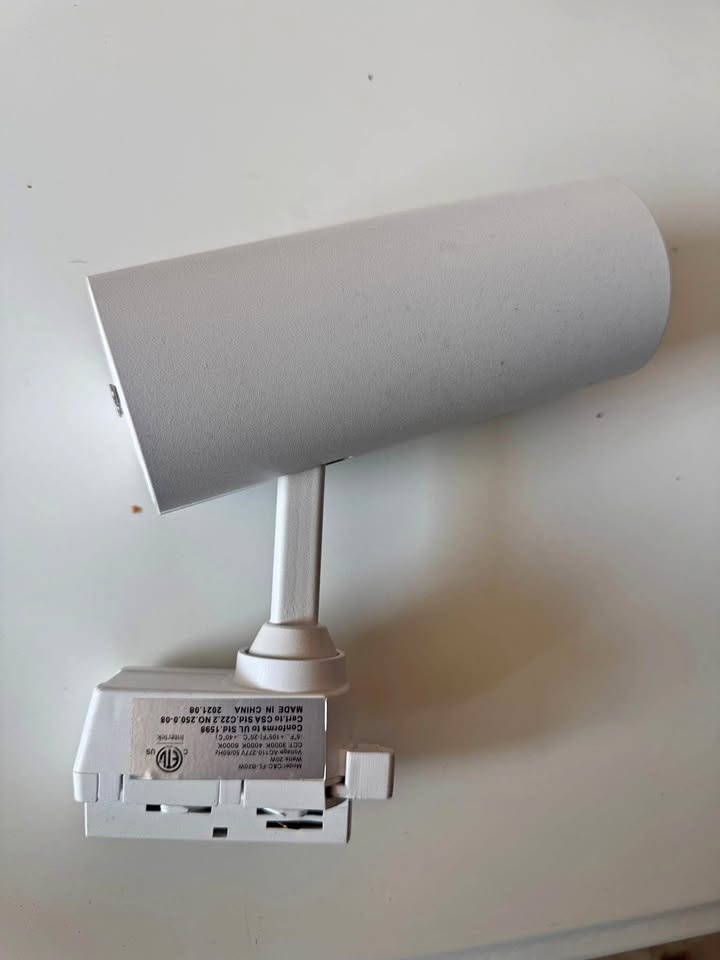 Track lights led lights interchangeable