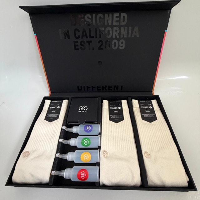Stance Icon Tie Dye Box Set - 3 Crew Socks + Dye Kit (NEW)