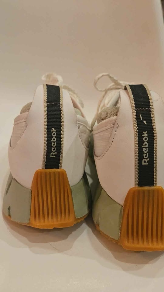 Reebok Women's Zig Dynamica 4 Running Shoes Size 8 - photo 2