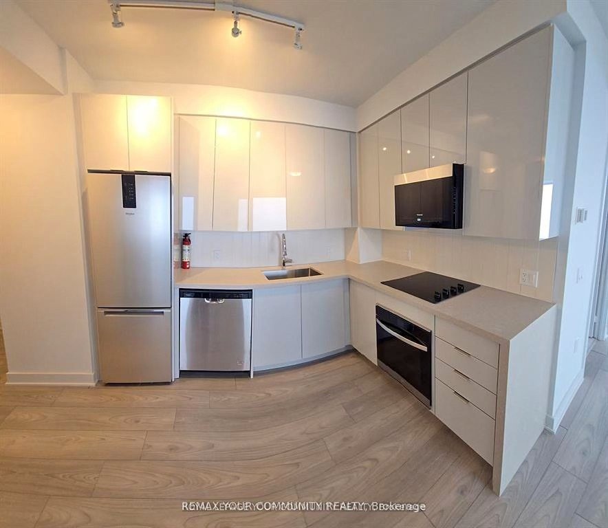 2 Beds 2 Baths Apartment