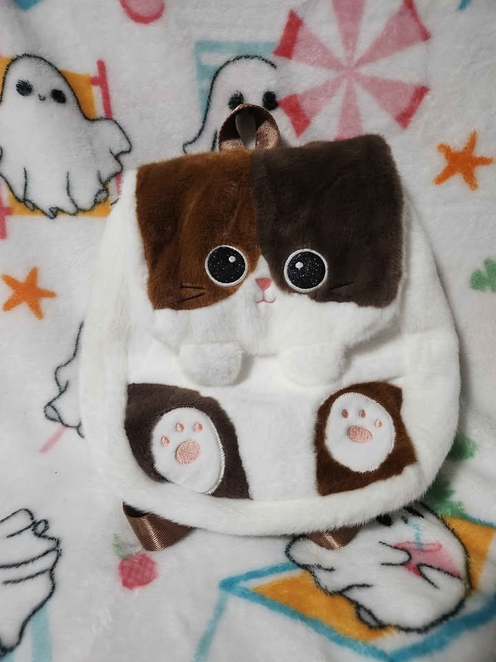 Very cute little kitty backpack. - photo 2