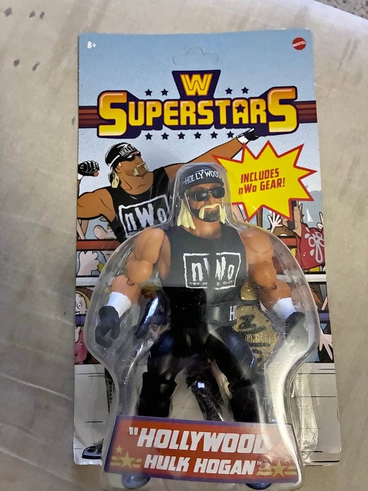 Mattel WWE Superstars Series 1 "Hollywood" Hulk Hogan Action Fig