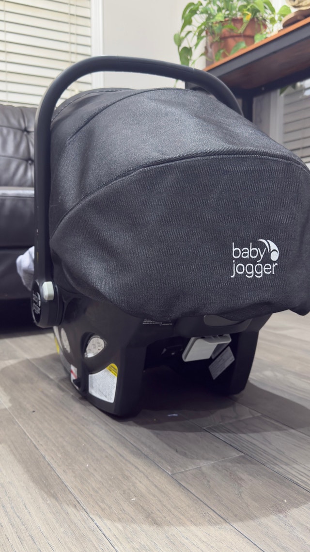 Baby Jogger City Go Infant Car Seat w/ Base - photo 4