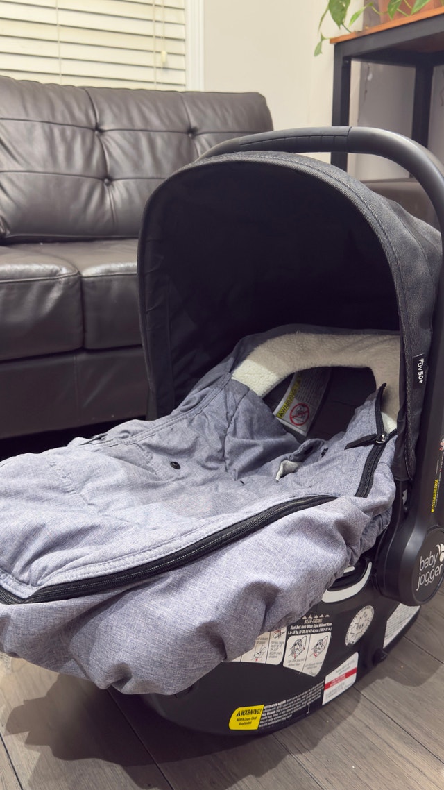 Baby Jogger City Go Infant Car Seat w/ Base - photo 5