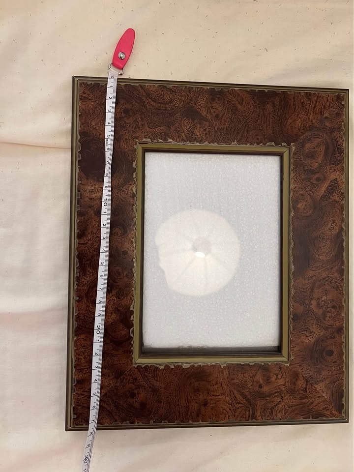 New 5x7 wood frame - photo 2