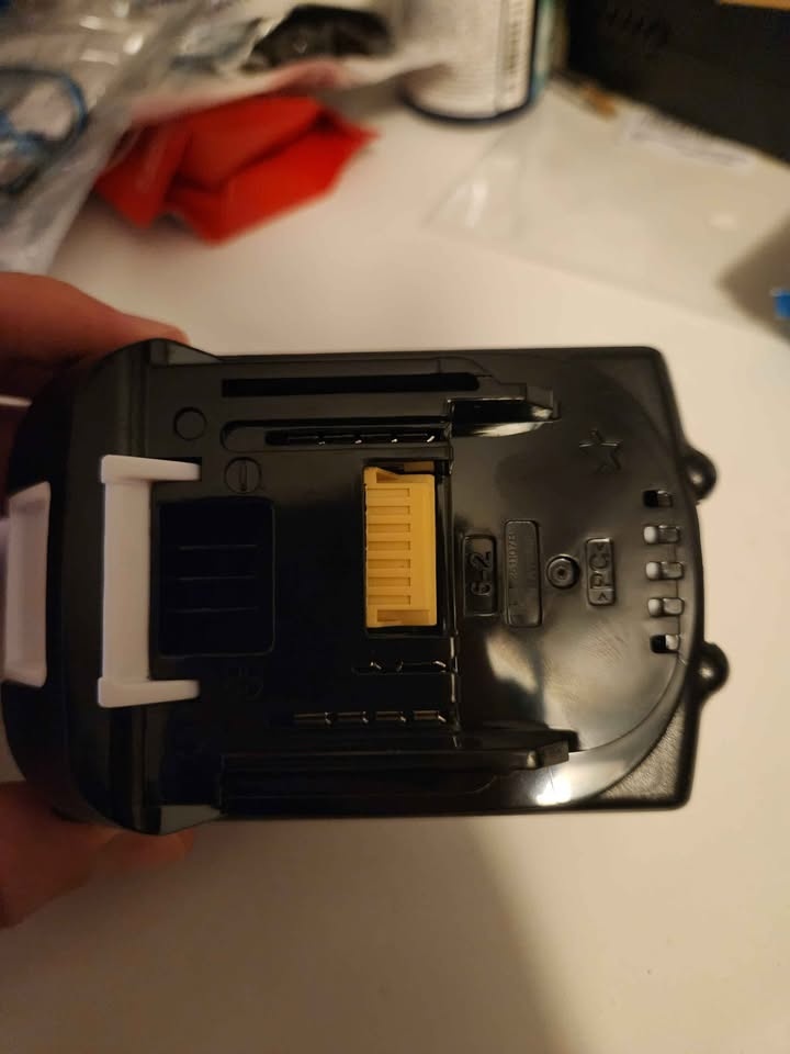 Makita 6.0ah Battery - photo 4