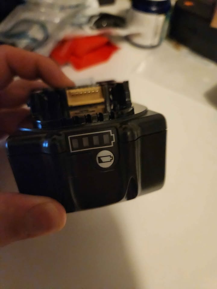 Makita 6.0ah Battery - photo 5