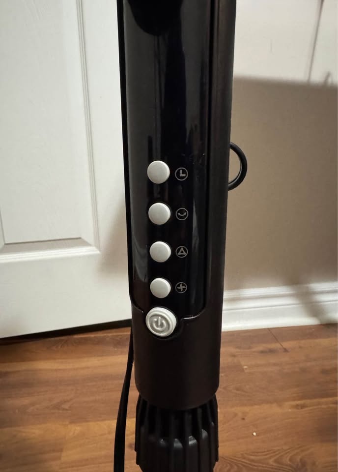 Standing Floor Fan with remote - photo 2