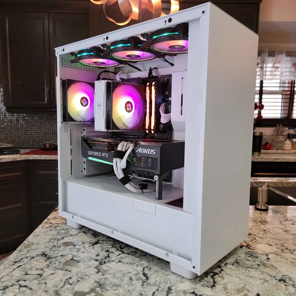 Custom Gaming PC: Ryzen 7 5700x / RTX 3070 Ti / 32GB RGB RAM - photo 4