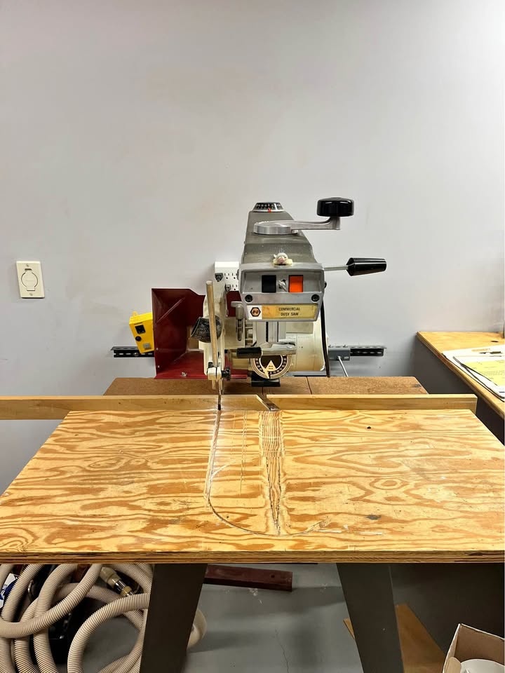Black & Decker 10” Radial Arm Saw