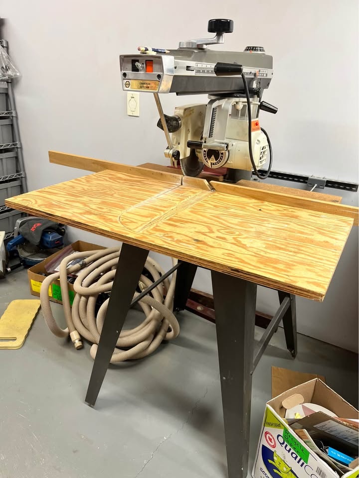 Black & Decker 10” Radial Arm Saw - photo 5