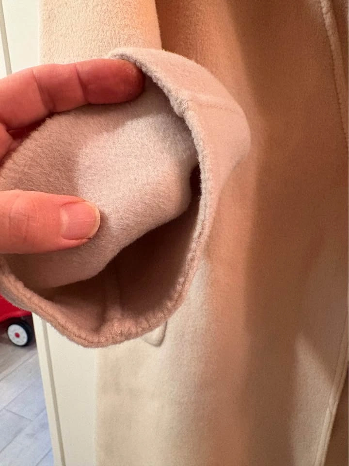 100% Wool Long Beige Wrap Coat (Size M) - photo 4