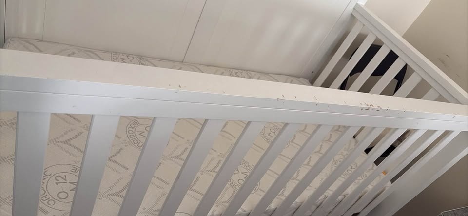 Crib with mattress - photo 4