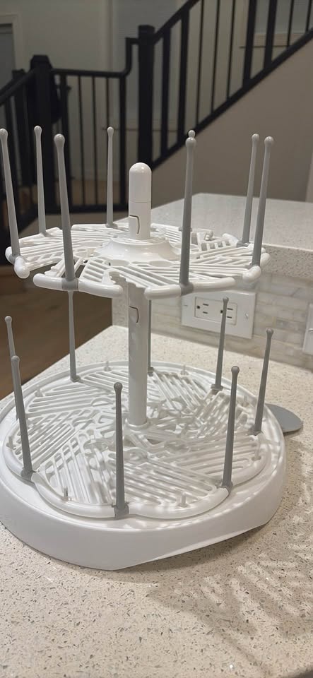 Munchkin High Capacity Drying Rack - photo 3