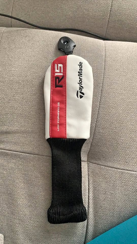 Taylor Made R15 Hybrid Cover