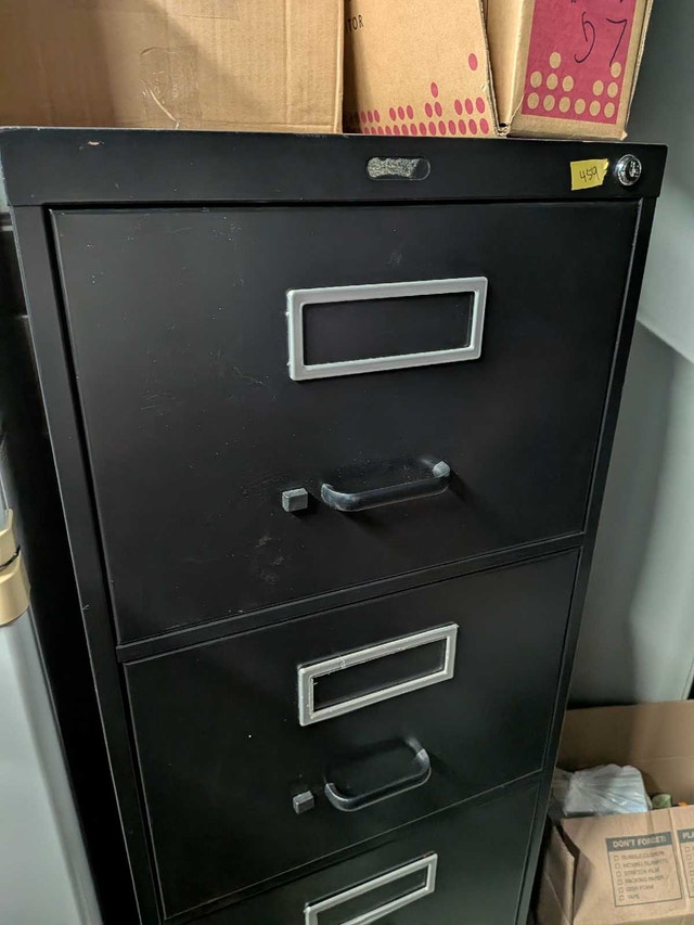 4 Drawer Vertical Filing Cabinet (Don Mills and Eglinton) - photo 3