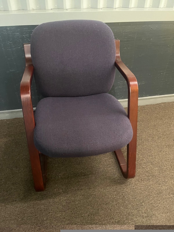 4 Reception Chairs (Don Mills+Eglinton) - photo 3