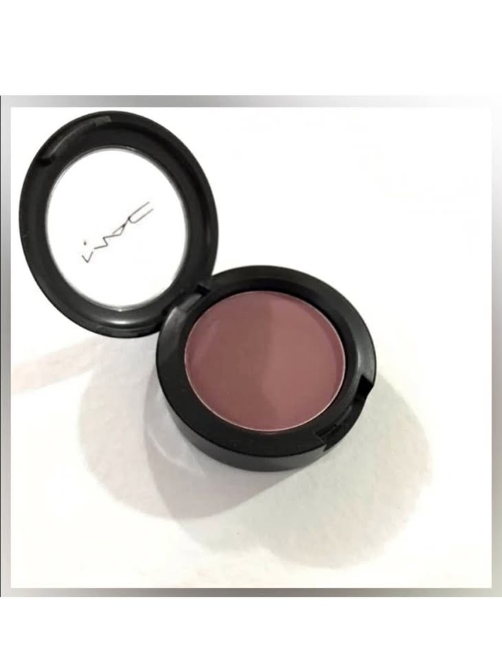 🌟NWOT MAC Eyeshadow In Mauveless