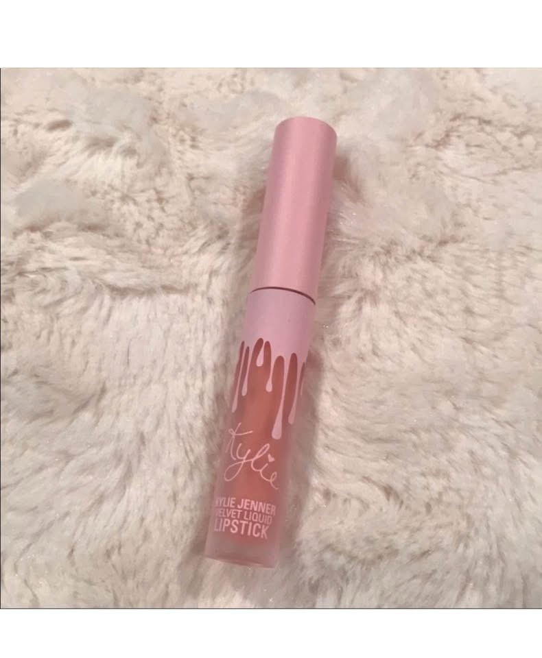 NWOT Kylie mini Velvet Liquid Lipstick!