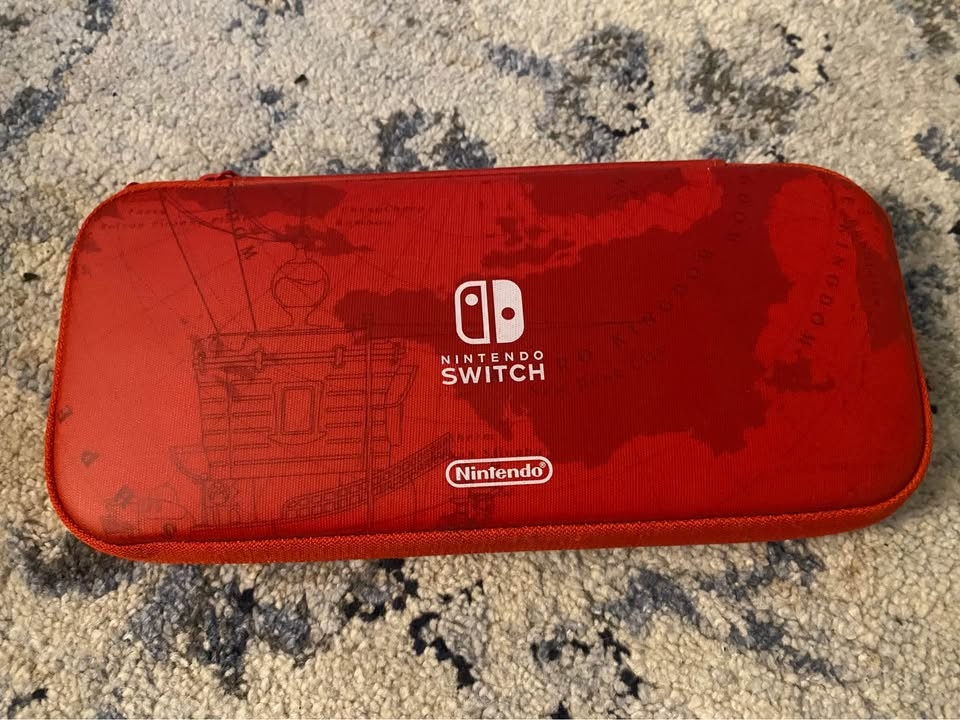 Nintendo Switch Super Mario Odyssey Edition + Free Controller - photo 2