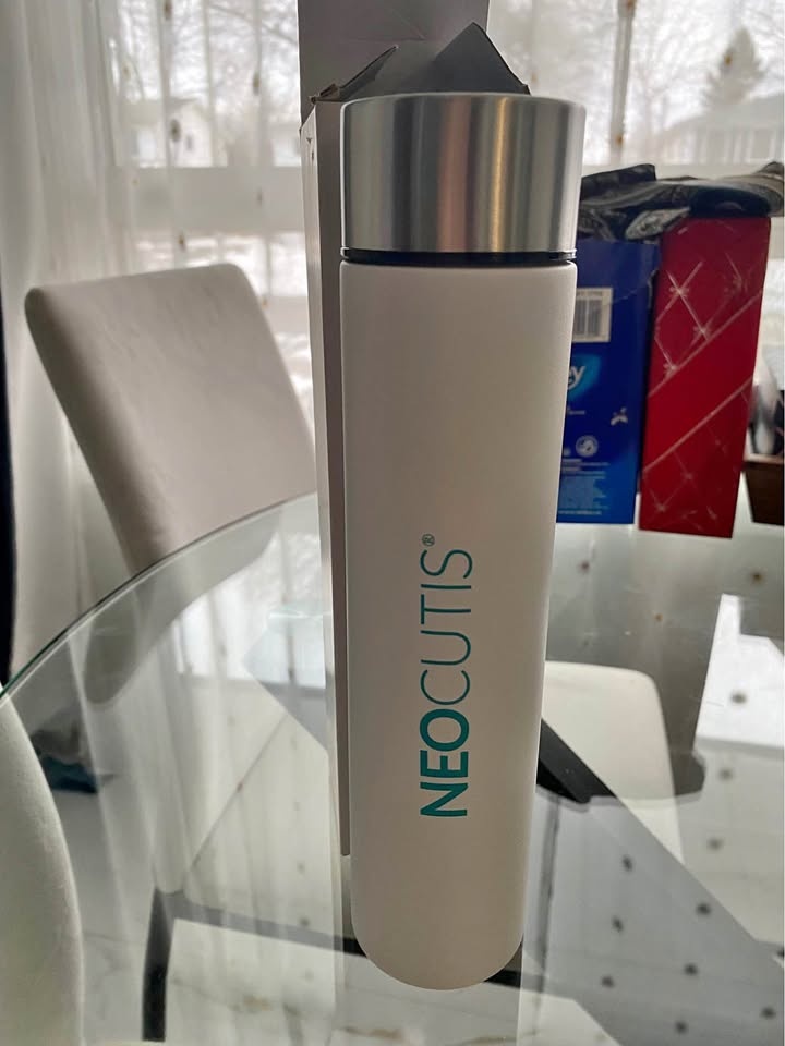 Brand New Sleek Insulated Tumbler – Matte White