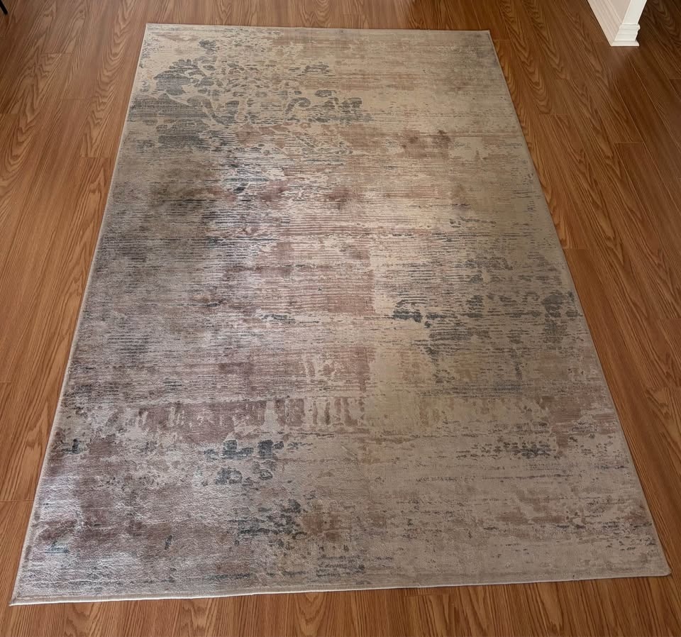 Modern Abstract Area Rug (5’3” x 7’7”) - photo 3