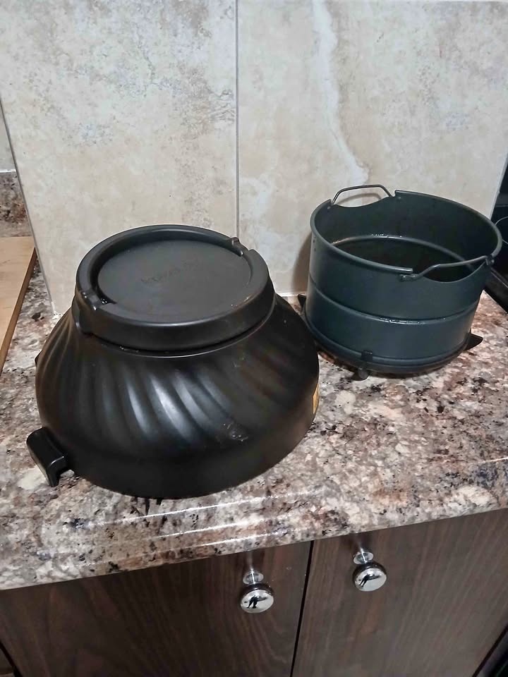 Instant Pot Air Fryer Lid and Basket 6qt
