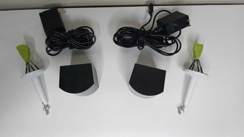 2 Steam VR Base Stations 2.0 Lighthouse + Wall Mounts - photo 4