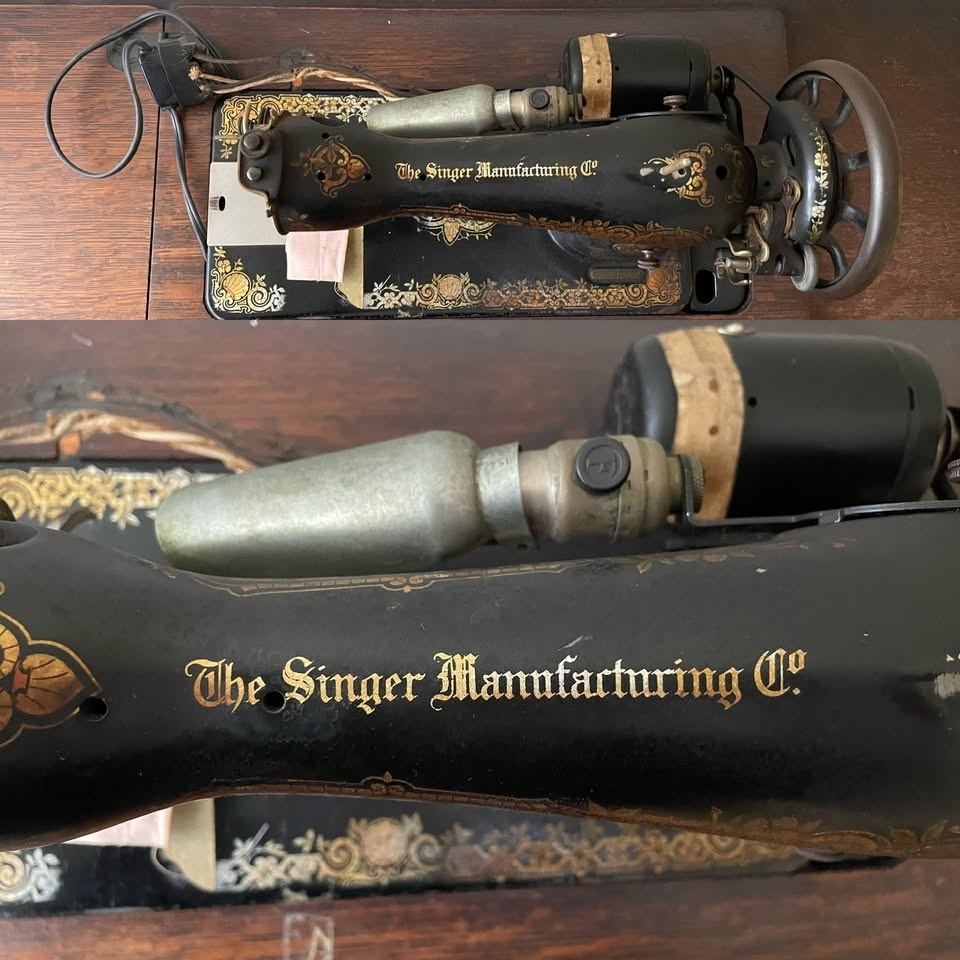 Authenticated 1923 Antique Singer Sewing Machine with Original D - photo 5