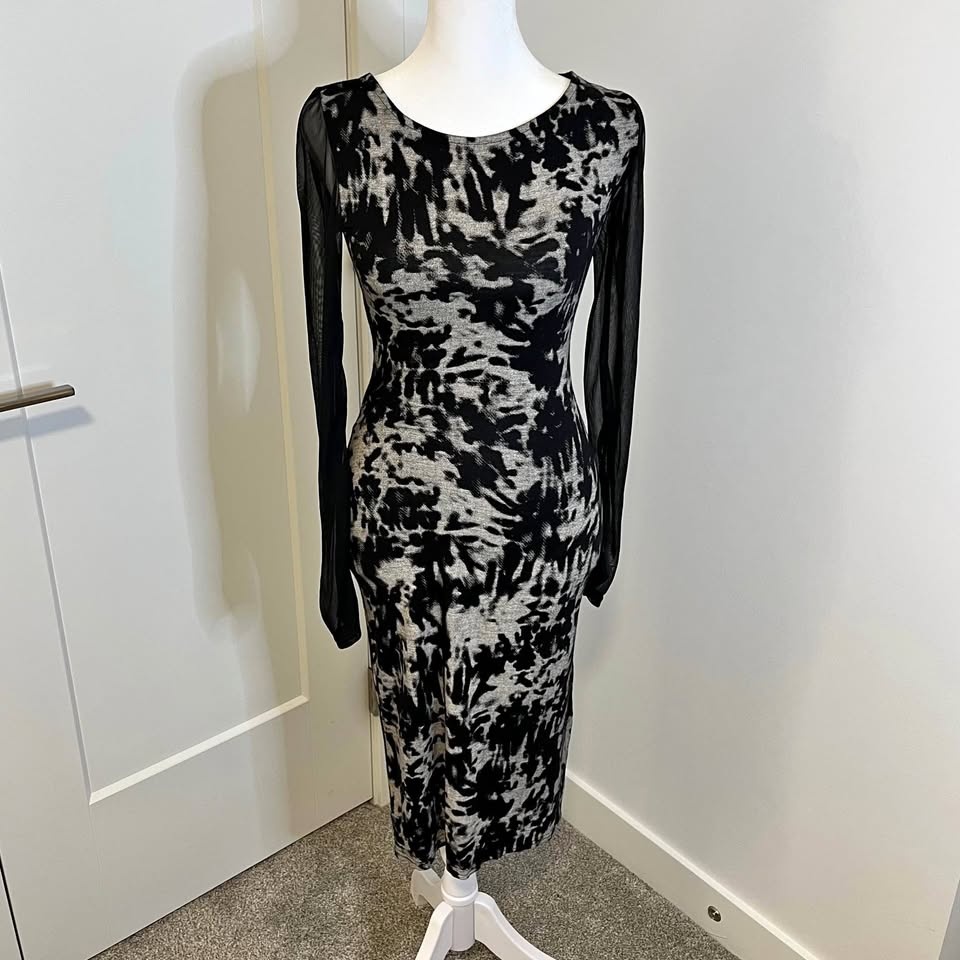 SUZY SHIER Elegant Black & Grey Dress - Size XS