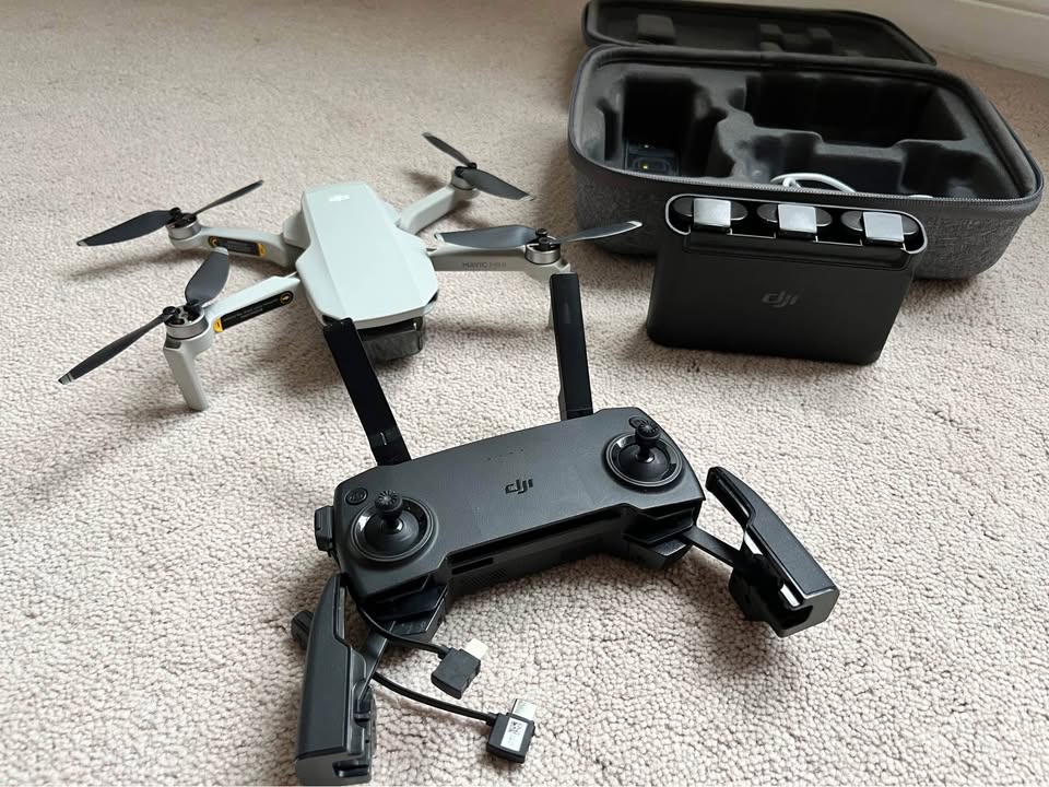 DJI Mavic Mini Fly More Combo – Practically New! - photo 5