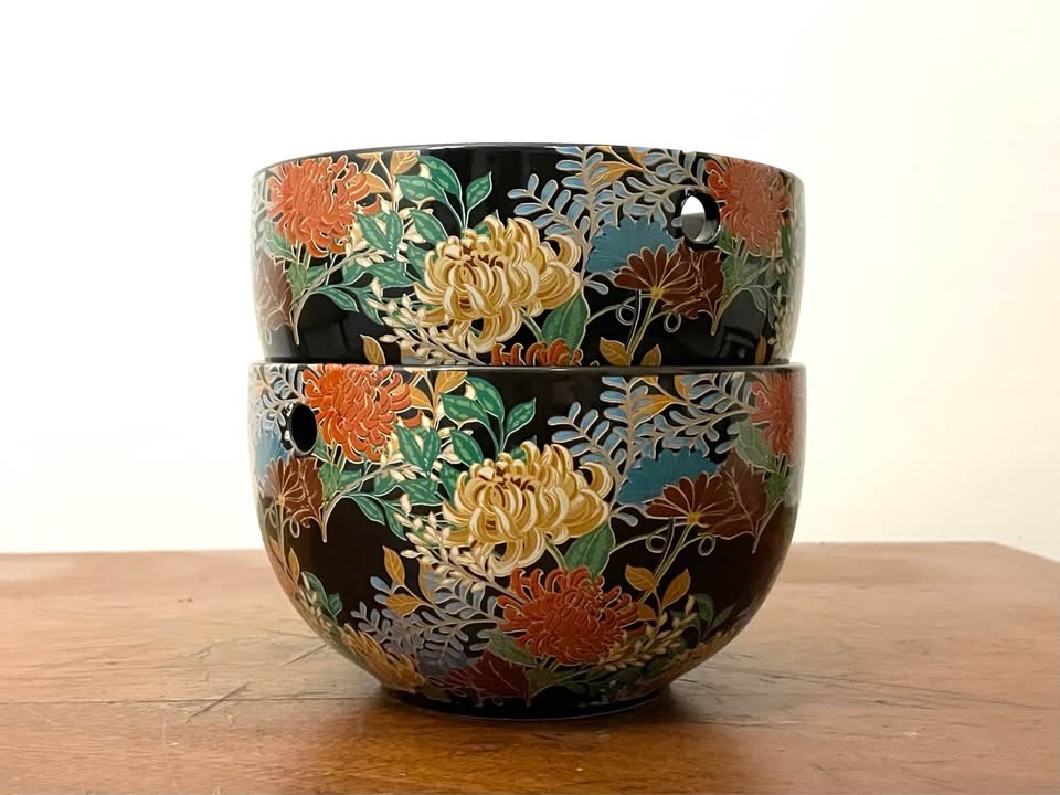 Ceramic Noodle Bowls with Chopstick Rests (Set of 2) - photo 2