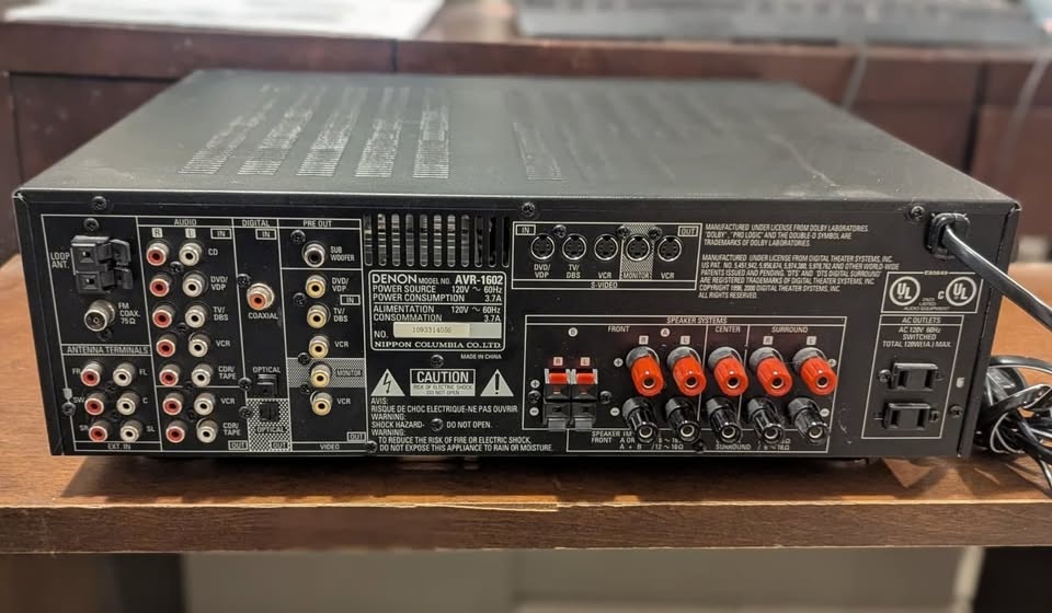 Denon 5.1 Receiver - photo 2