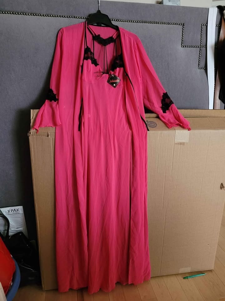 Brand New Ladies Negligee Fuscia/Black - photo 2