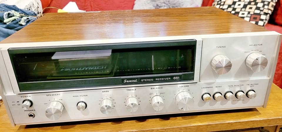 Vintage Sansui 661 Stereo Receiver - Mint