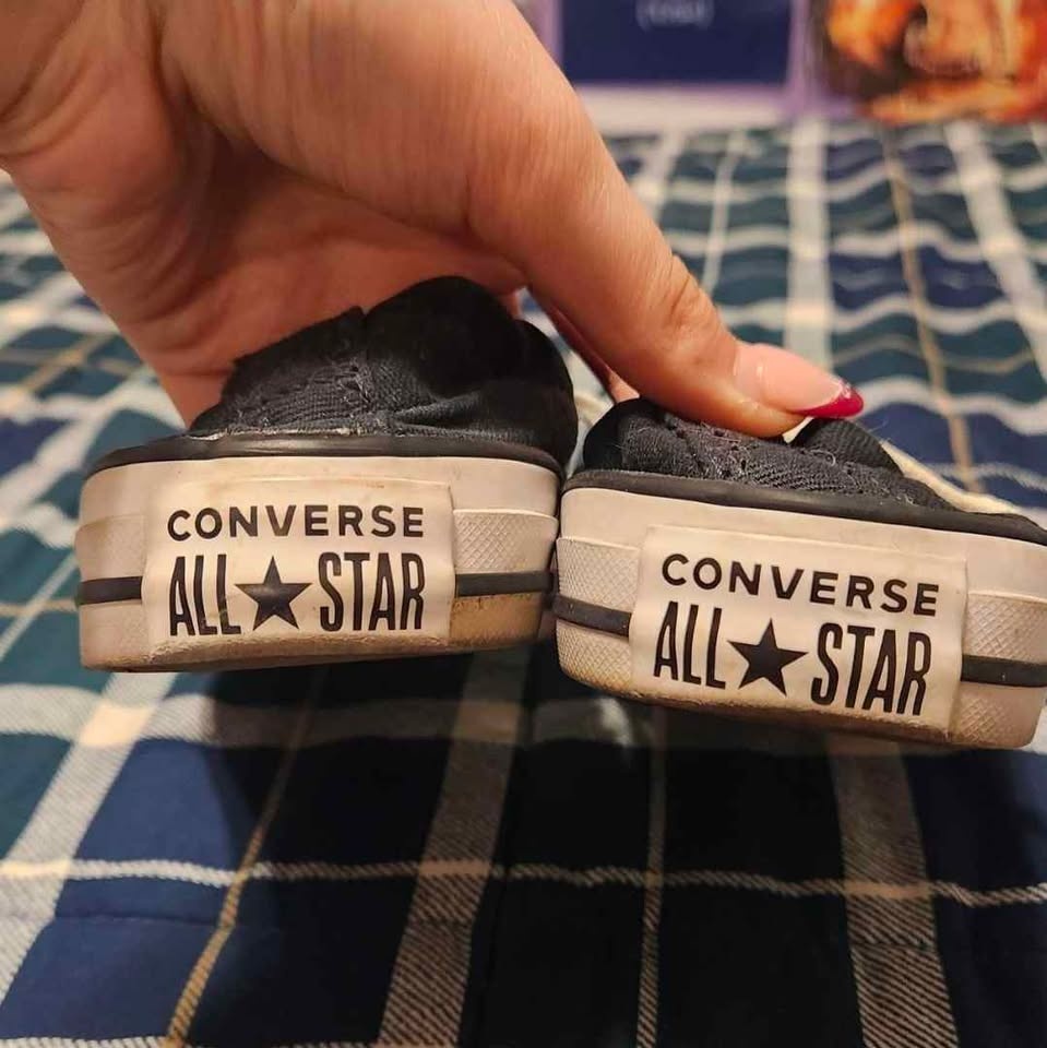 Black and White Converse Trainers - Size 8.5 - photo 3