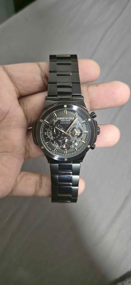 Kenneth Cole Chronograph