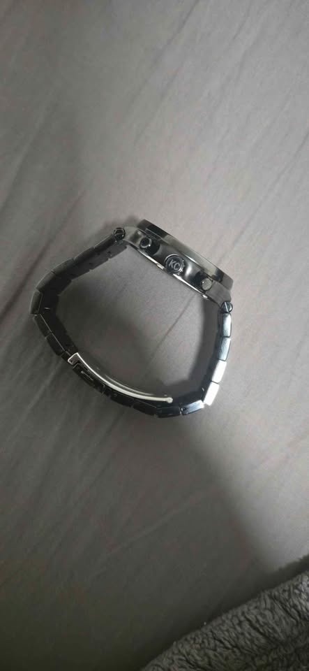 Kenneth Cole Chronograph - photo 2