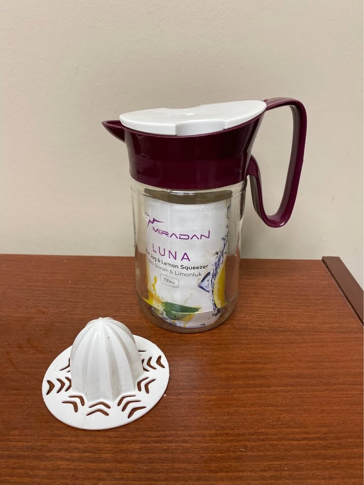 Luna Mini Glass Jug & Lemon Squeezer / Juicer - photo 4