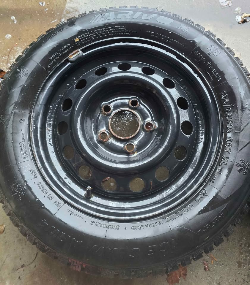 195/65/R15 Winter Tires + Steel Rims - photo 2