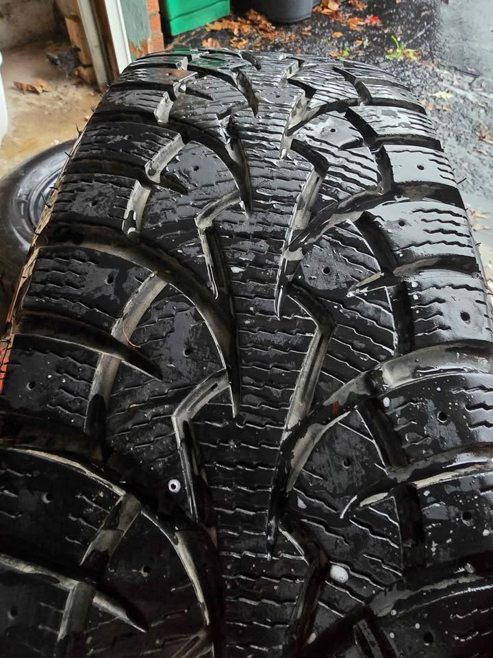 195/65/R15 Winter Tires + Steel Rims - photo 5