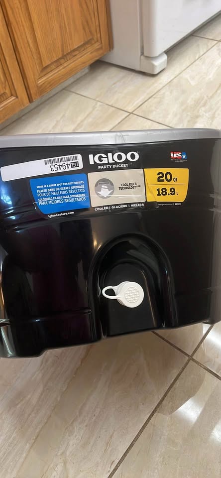 20 Quart Igloo Party Bucket - photo 3