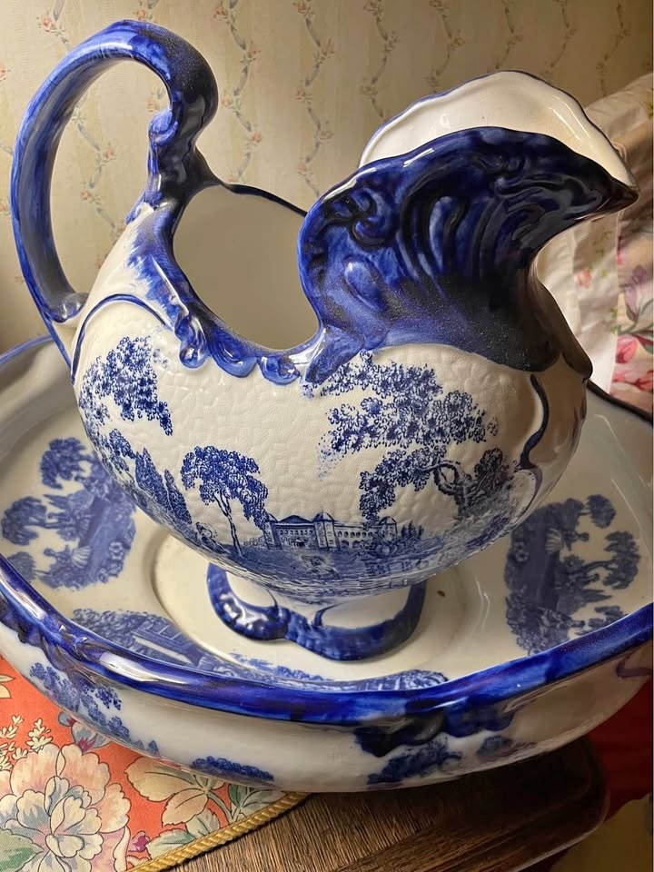 Blue Staffordshire Colonial Romantic Set