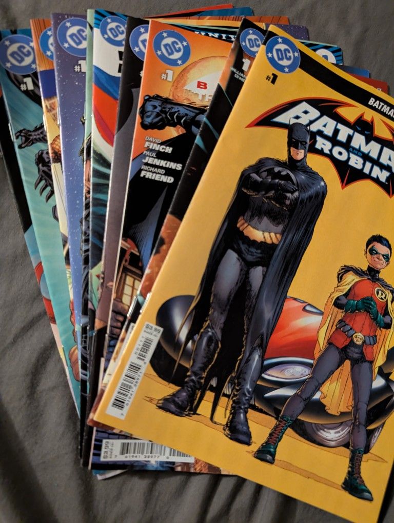 Batman 10 Comic Book Collectors Set - photo 2