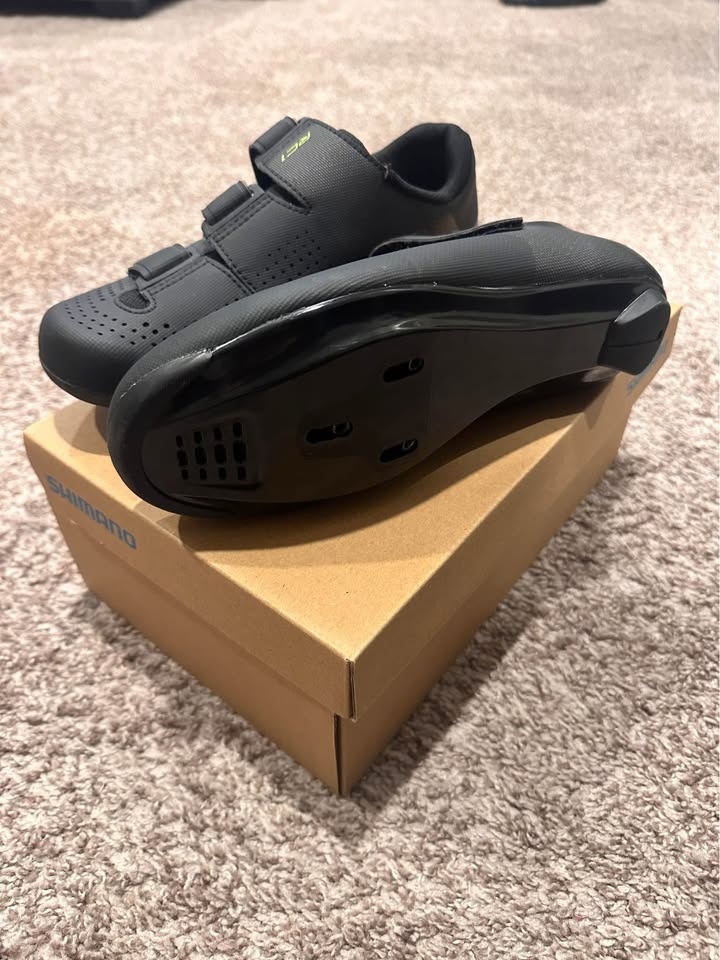 Shimano RC1 Size 40 Cycling Shoes - photo 2
