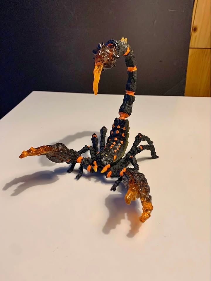 Schleich Lava Scorpion