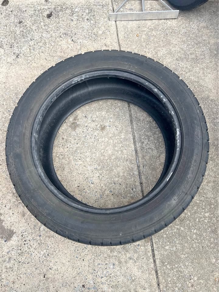 FALKEN 305/45R22 TIRE